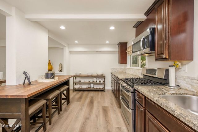 6767 Pheasant Lane, Oak Park, CA 91377