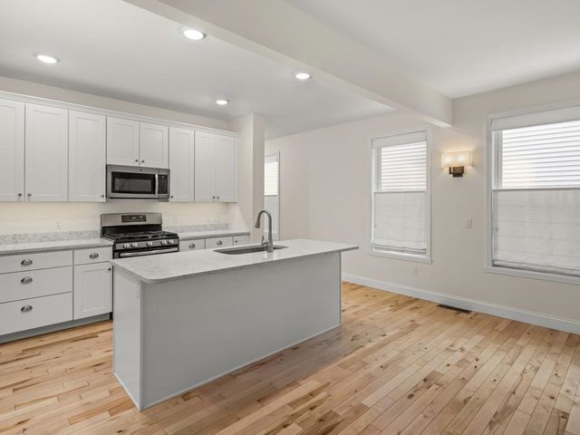 263 O'Brien Farm Road, South Burlington, VT 05403