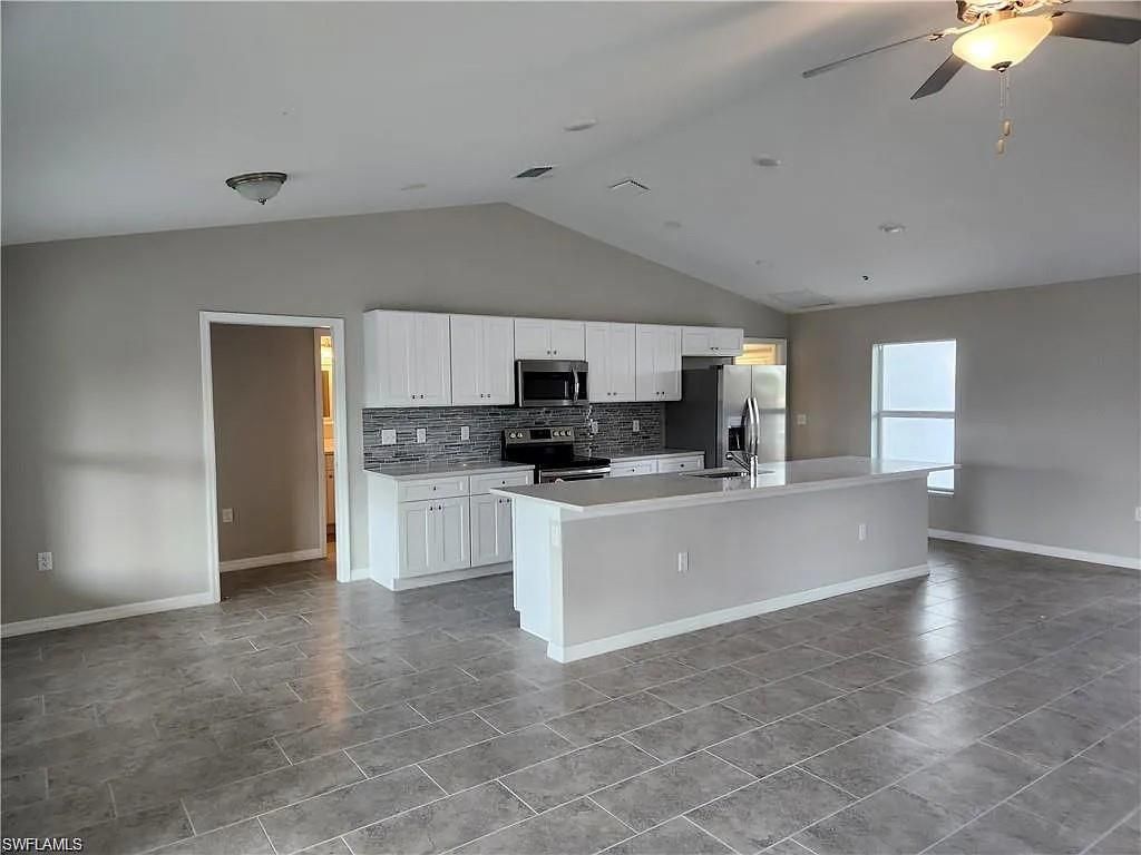 2930 Diplomat PKWY W, CAPE CORAL, FL 33993 — photo 2