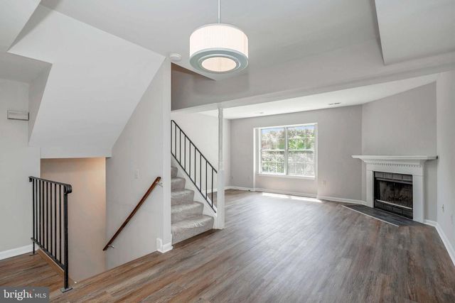 15252 CLOVERDALE RD, Woodbridge, VA 22193
