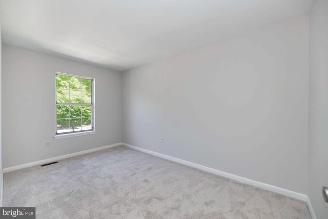 15252 CLOVERDALE RD, Woodbridge, VA 22193