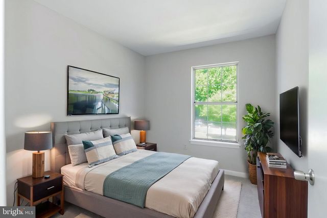 15252 CLOVERDALE RD, Woodbridge, VA 22193