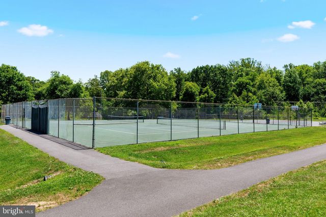 15252 CLOVERDALE RD, Woodbridge, VA 22193