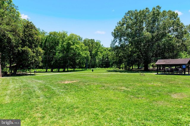 15252 CLOVERDALE RD, Woodbridge, VA 22193