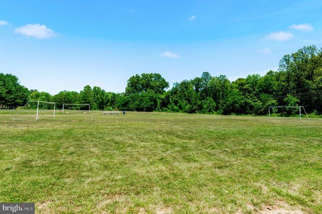 15252 CLOVERDALE RD, Woodbridge, VA 22193