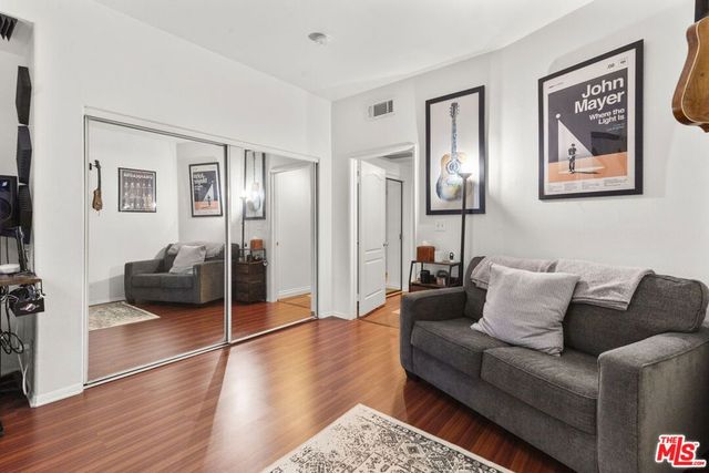 4477 Woodman Avenue 109, Sherman Oaks, CA 91423