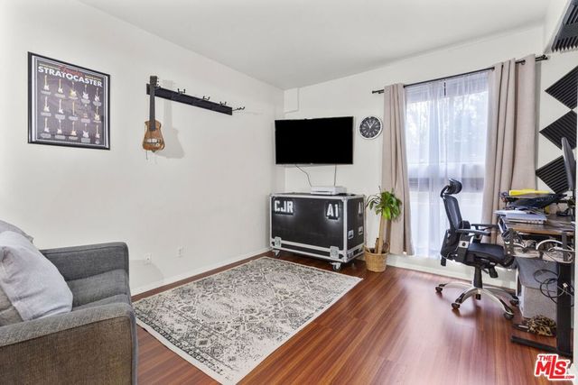 4477 Woodman Avenue 109, Sherman Oaks, CA 91423