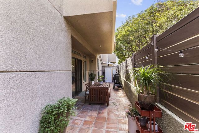 4477 Woodman Avenue 109, Sherman Oaks, CA 91423