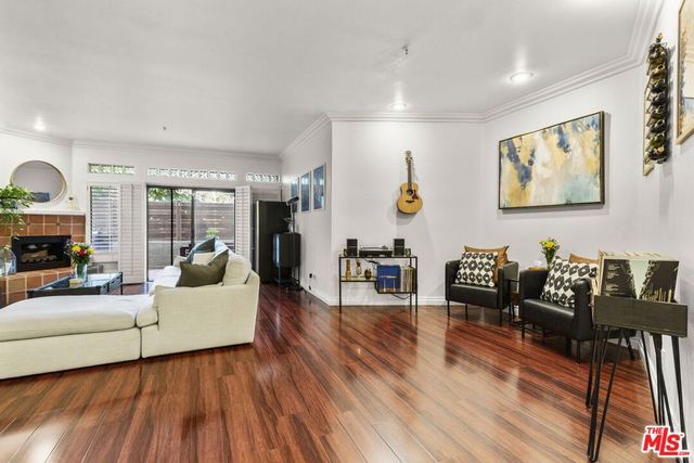 4477 Woodman Avenue 109, Sherman Oaks, CA 91423