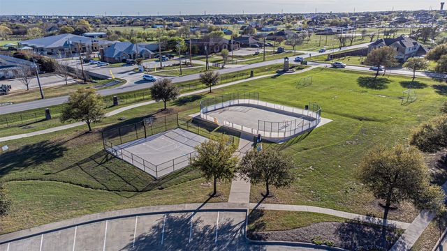 13625 Saddlewood Drive, Fort Worth, TX 76052