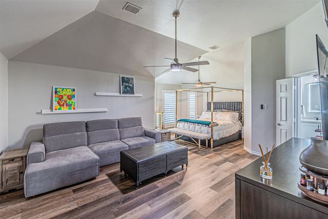 13625 Saddlewood Drive, Fort Worth, TX 76052