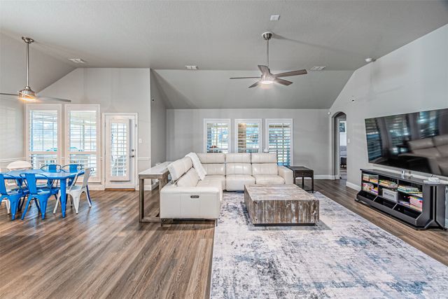 13625 Saddlewood Drive, Fort Worth, TX 76052