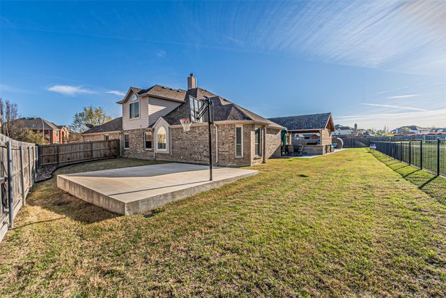 13625 Saddlewood Drive, Fort Worth, TX 76052