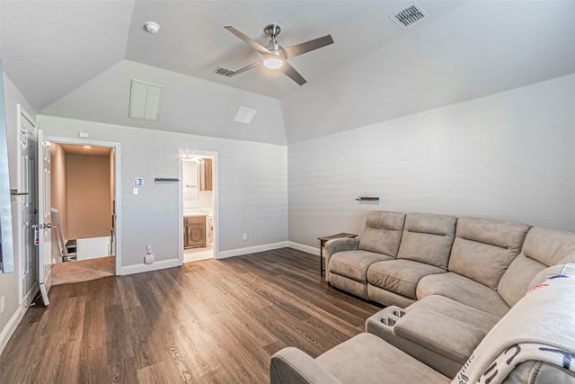 13625 Saddlewood Drive, Fort Worth, TX 76052