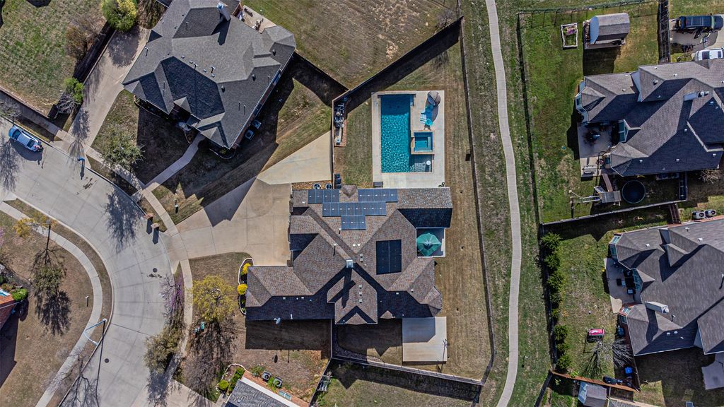 13625 Saddlewood Drive, Fort Worth, TX 76052