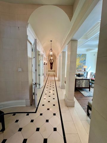 528 Roslyn Road, Kenilworth, IL 60043