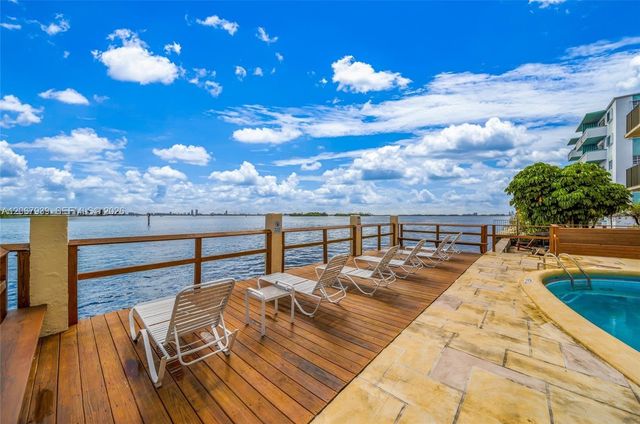 7845 NE Bayshore Court 12A, Miami, FL 33138