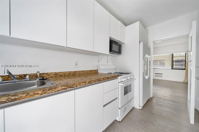 7845 NE Bayshore Court 12A, Miami, FL 33138