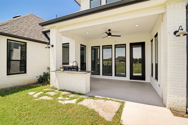 2904 Terrytown, Ennis, TX 75119