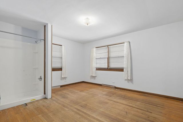 124 N State Street, Glenwood, IL 60425