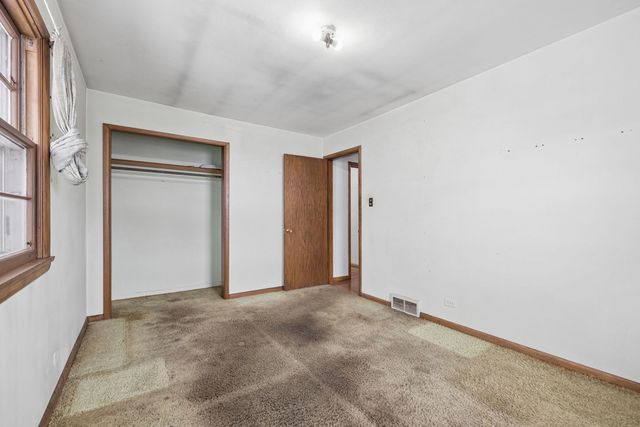 124 N State Street, Glenwood, IL 60425