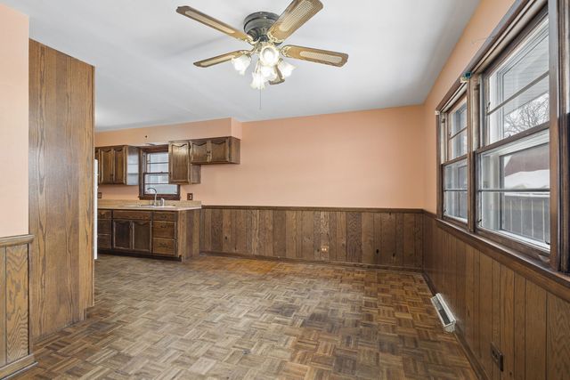 124 N State Street, Glenwood, IL 60425