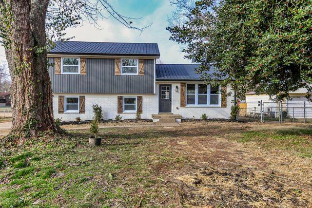 115 James Dr, Clarksville, TN 37042