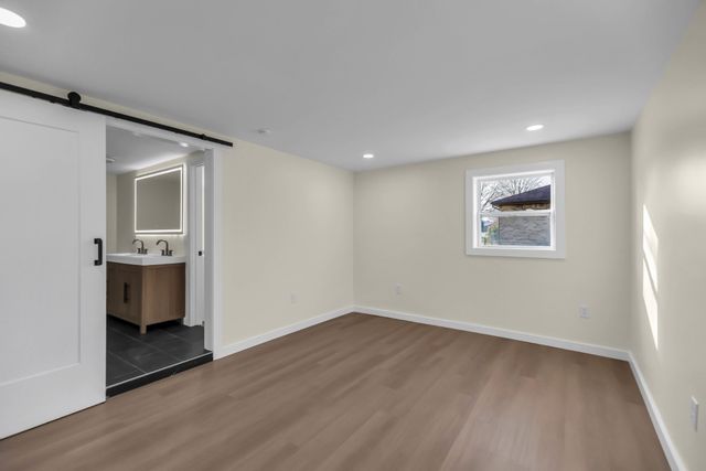 115 James Dr, Clarksville, TN 37042