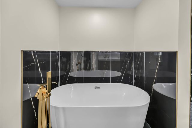 115 James Dr, Clarksville, TN 37042