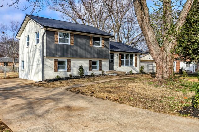 115 James Dr, Clarksville, TN 37042