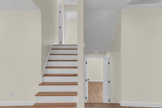 115 James Dr, Clarksville, TN 37042