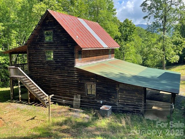 930 Copperhead Cove, Sylva, NC 28779