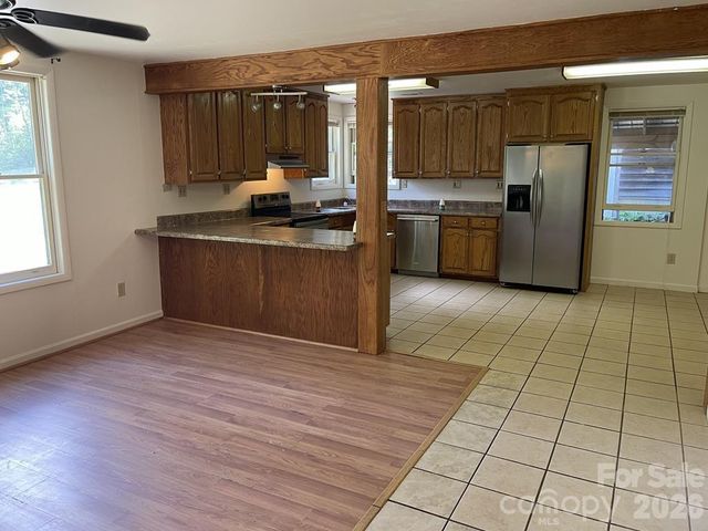 930 Copperhead Cove, Sylva, NC 28779