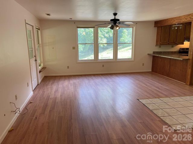 930 Copperhead Cove, Sylva, NC 28779