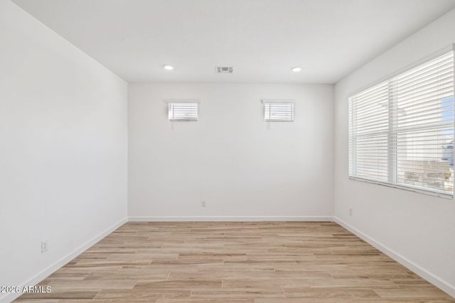 27464 N 69th Lane, Peoria, AZ 85383