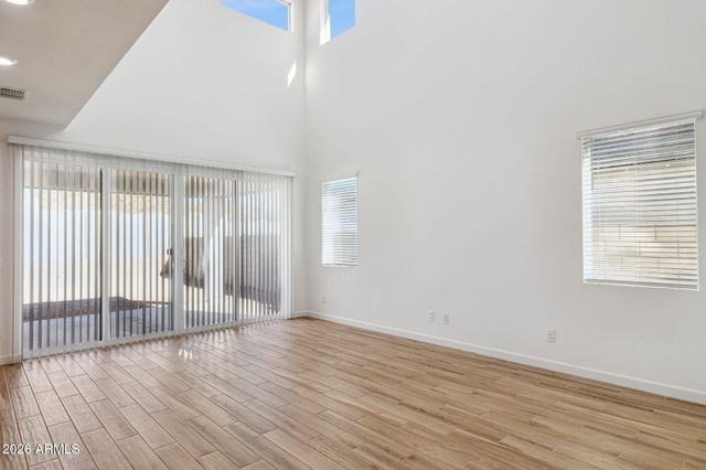 27464 N 69th Lane, Peoria, AZ 85383