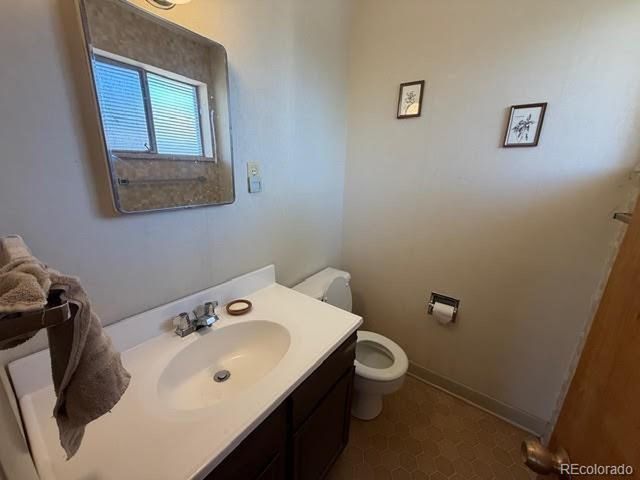 3159 E Maplewood Ave, Centennial, CO 80121