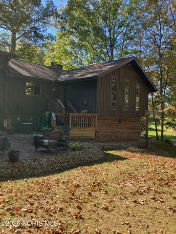 955 Greenbrier Road, Upper Sandusky, OH 43351