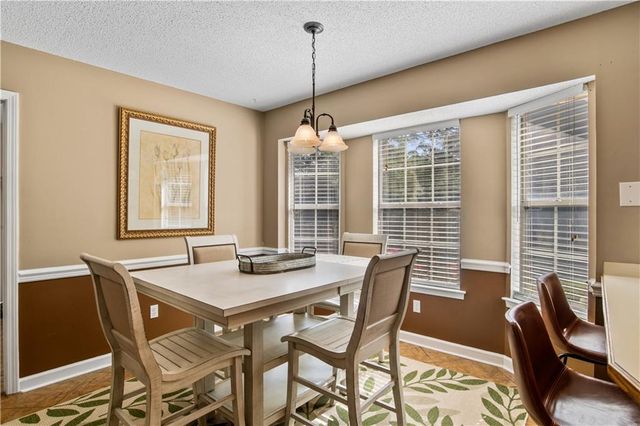 7050 Huntington Court N, Mobile, AL 36619