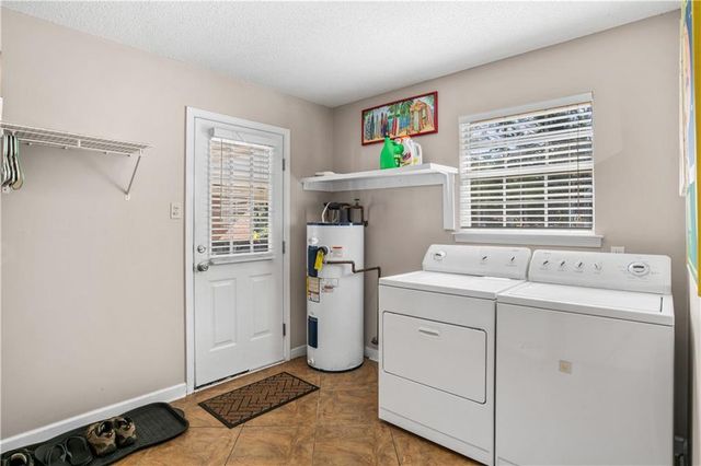 7050 Huntington Court N, Mobile, AL 36619
