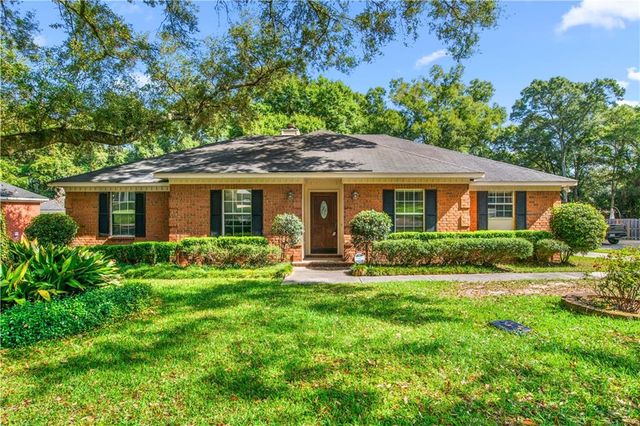 7050 Huntington Court N, Mobile, AL 36619
