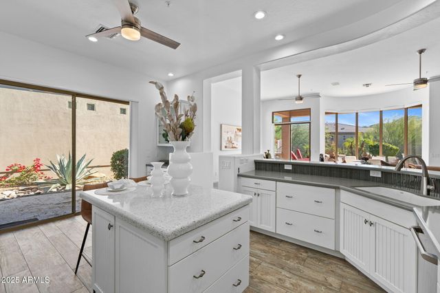 11033 E BETONY Drive, Scottsdale, AZ 85255