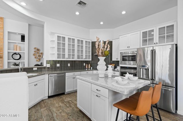 11033 E BETONY Drive, Scottsdale, AZ 85255