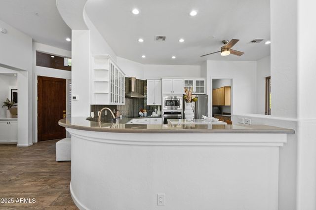 11033 E BETONY Drive, Scottsdale, AZ 85255