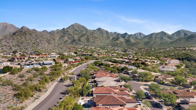 11033 E BETONY Drive, Scottsdale, AZ 85255