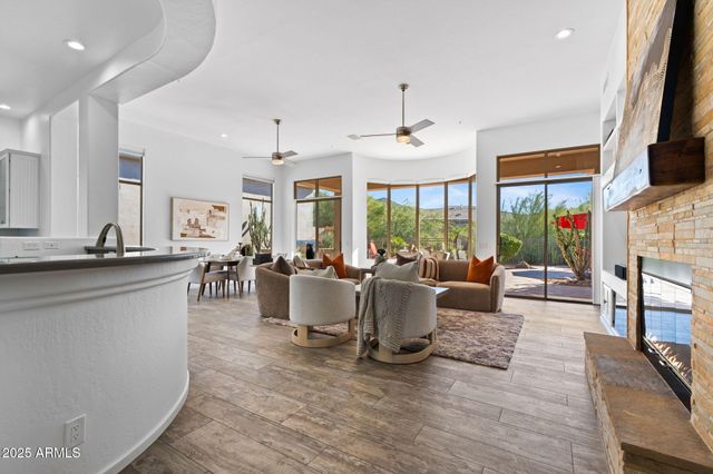 11033 E BETONY Drive, Scottsdale, AZ 85255