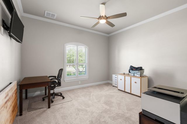 1134 Woodpark LN, Georgetown, TX 78633