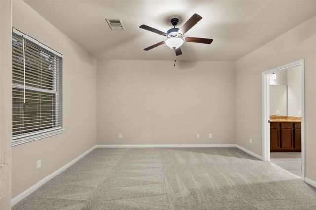 8957 Oval Glass Street, Conroe, TX 77304