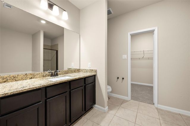 8957 Oval Glass Street, Conroe, TX 77304