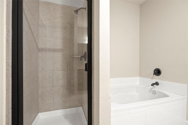 8957 Oval Glass Street, Conroe, TX 77304